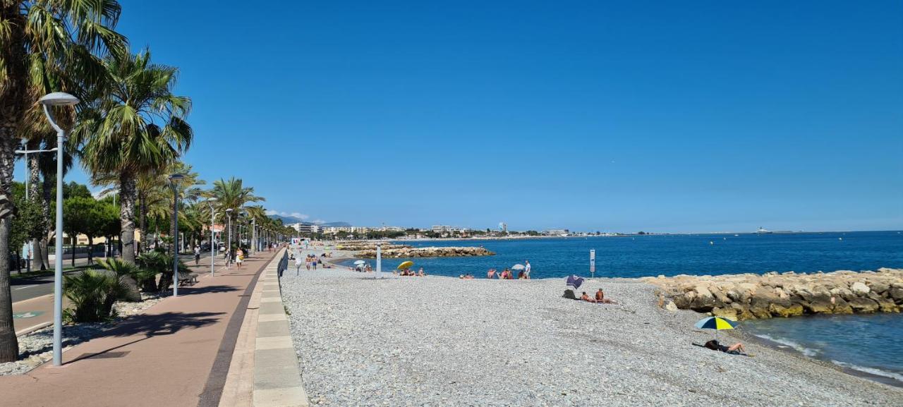 Studio De La Plage - Mer, Terrasse Et Garage Cagnes-sur-Mer Ngoại thất bức ảnh