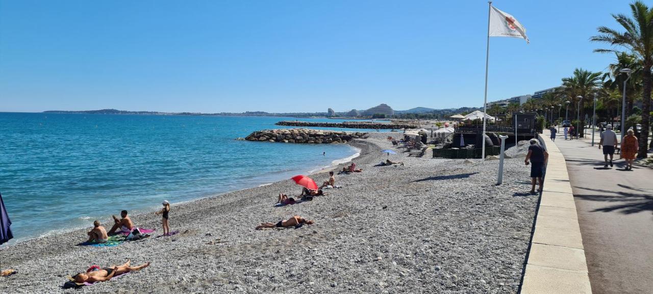 Studio De La Plage - Mer, Terrasse Et Garage Cagnes-sur-Mer Ngoại thất bức ảnh
